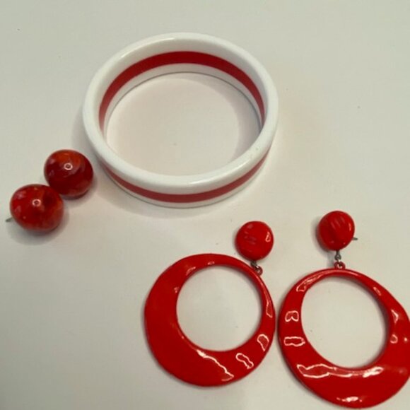 Vintage estate Jewelle Lot 1980's/ 90's Bangles and earrings colourful 15 pieces - Picture 4 of 12